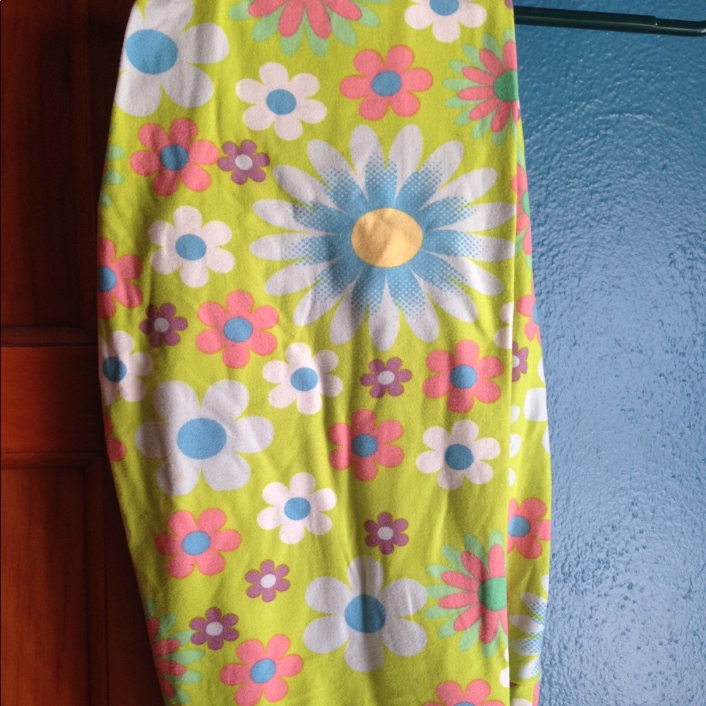 Lularoe OS leggings.